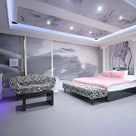Hotel G7
